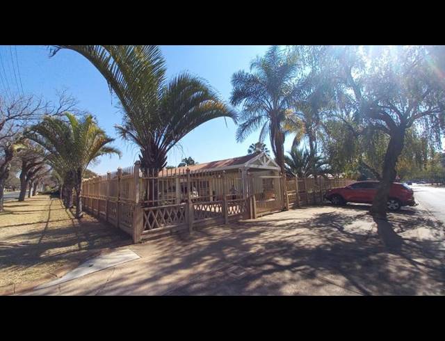 3 BEDROOM HOUSE FOR SALE IN PRETORIA GARDENS